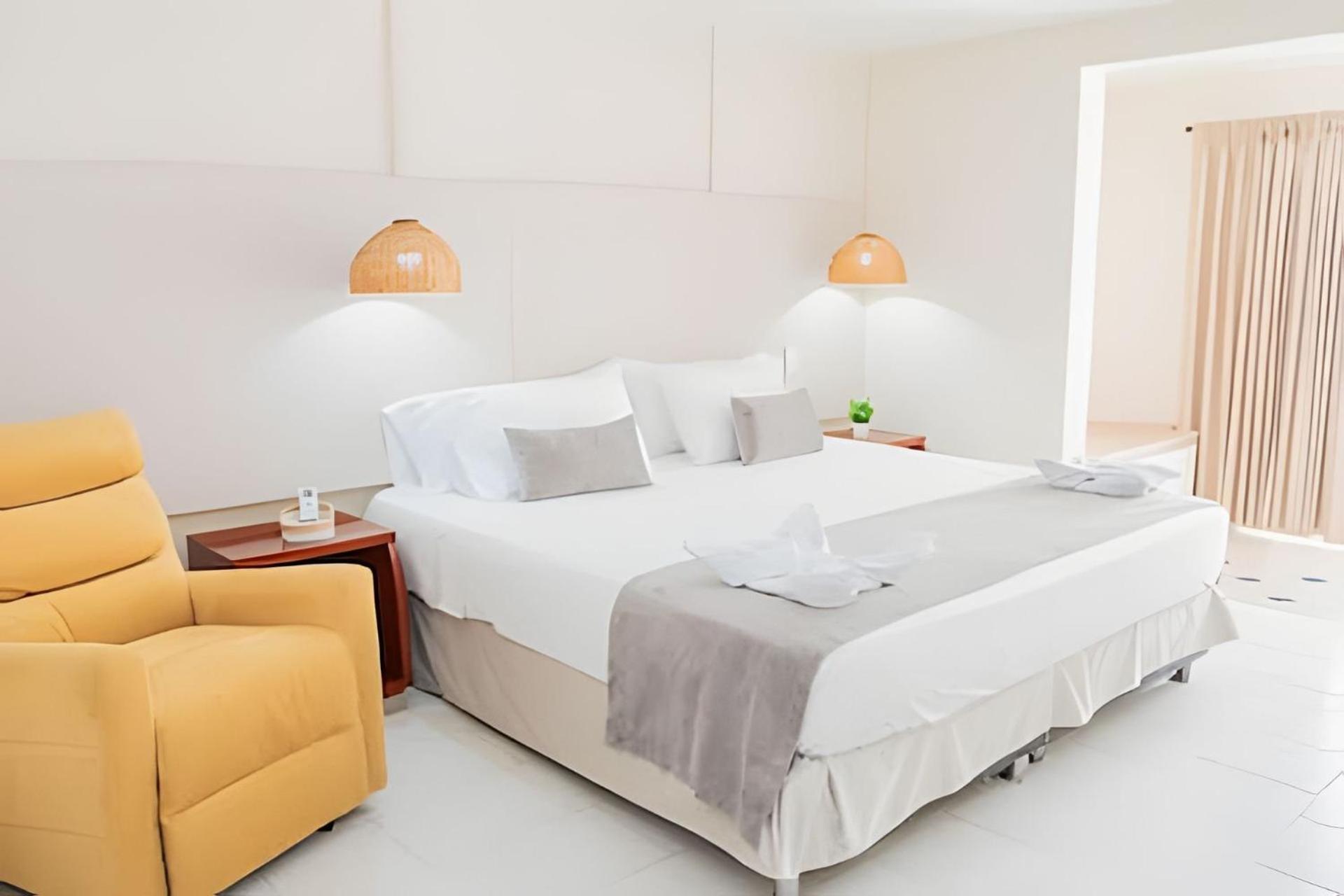 Playa Palmeras Beach Resort Cartagena Exteriör bild