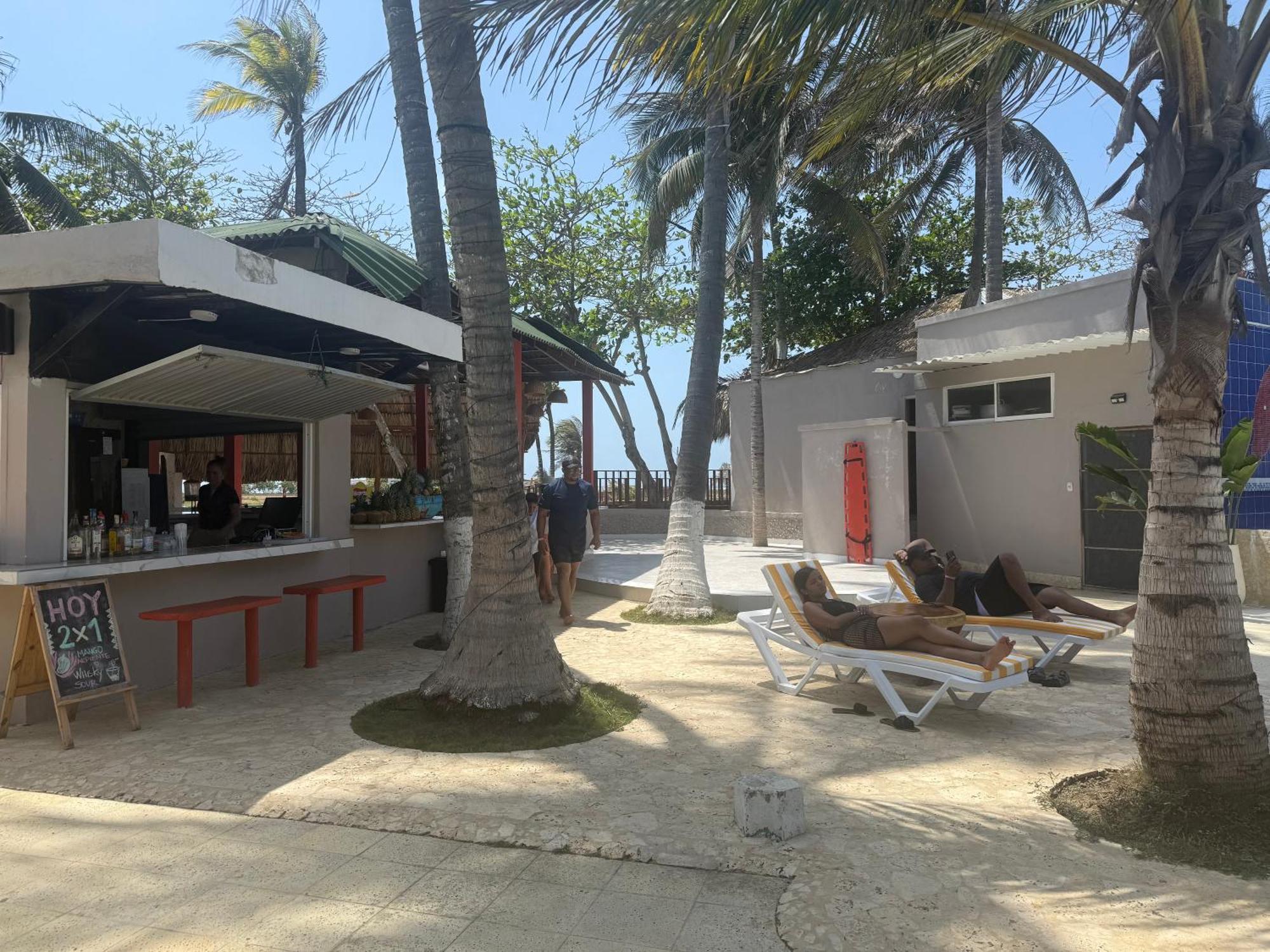 Playa Palmeras Beach Resort Cartagena Exteriör bild